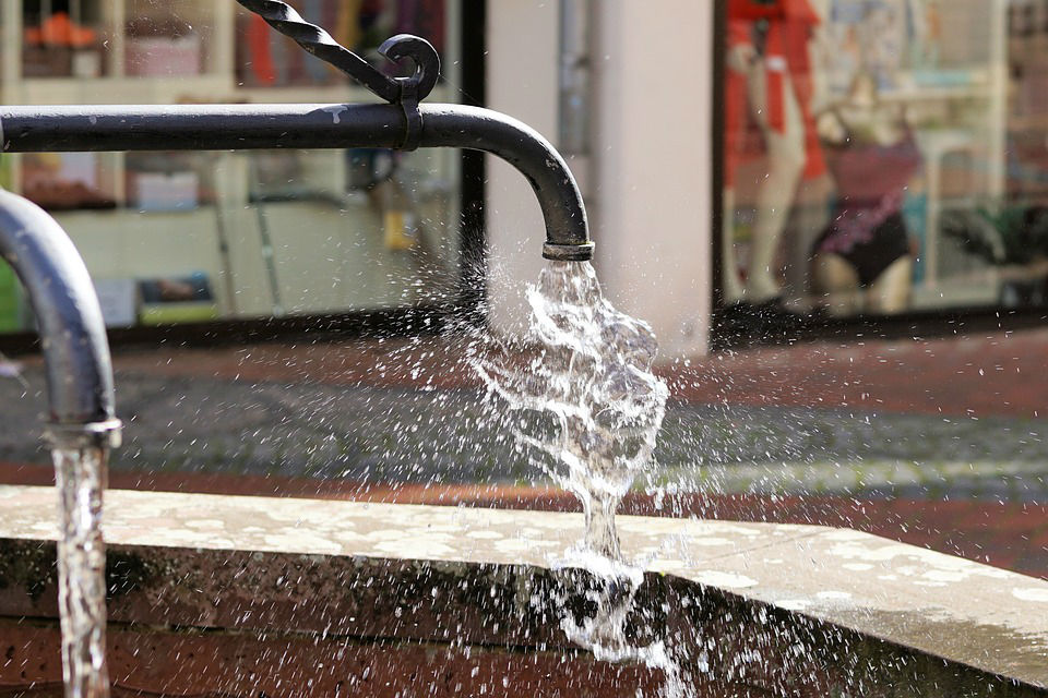 Quelle carafe filtrante, osmoseur ou purificateur d'eau choisir