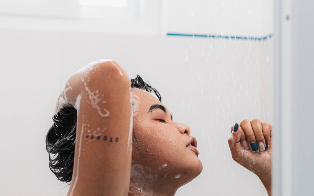 Trucs et astuces pour réduire la consommation d’eau au quotidien