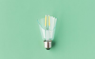 Comment faire pour remplacer une ampoule cassée en toute sécurité ?