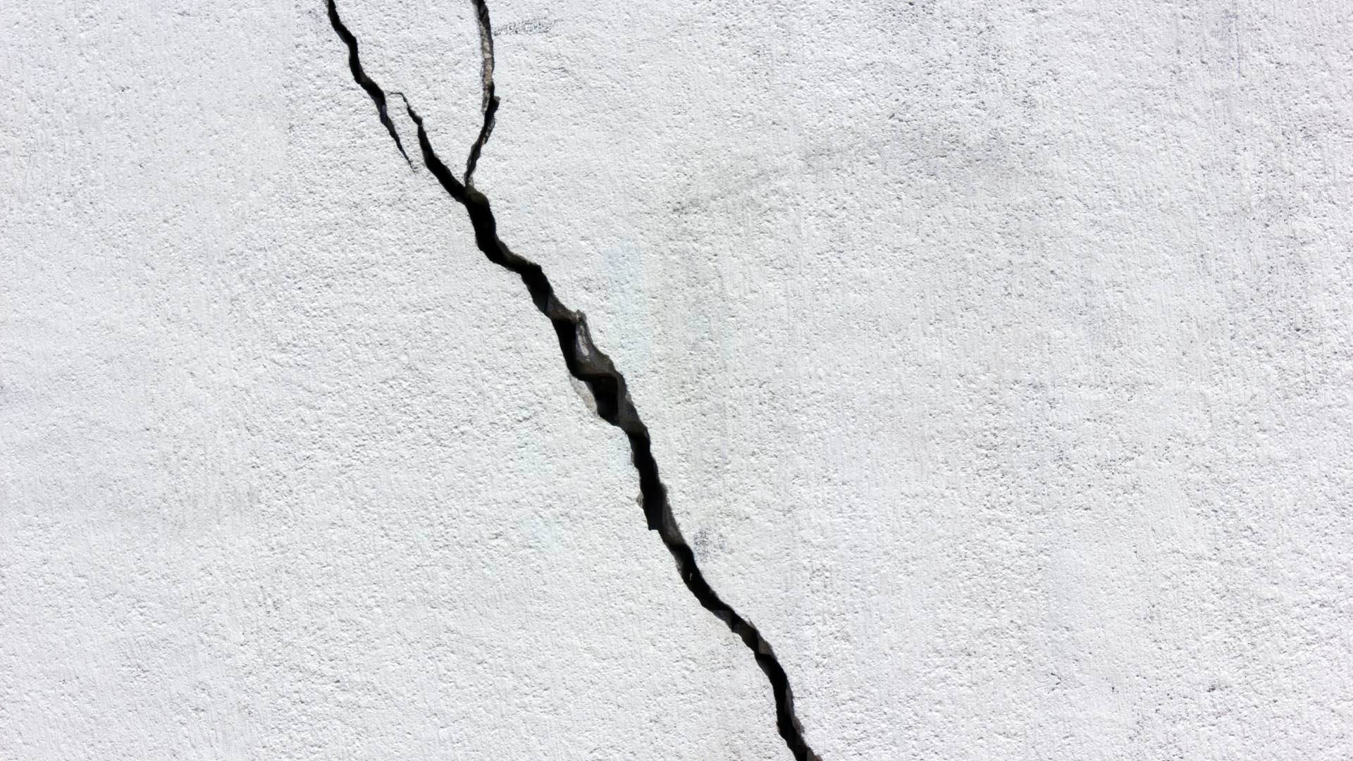 fissure dans le mur